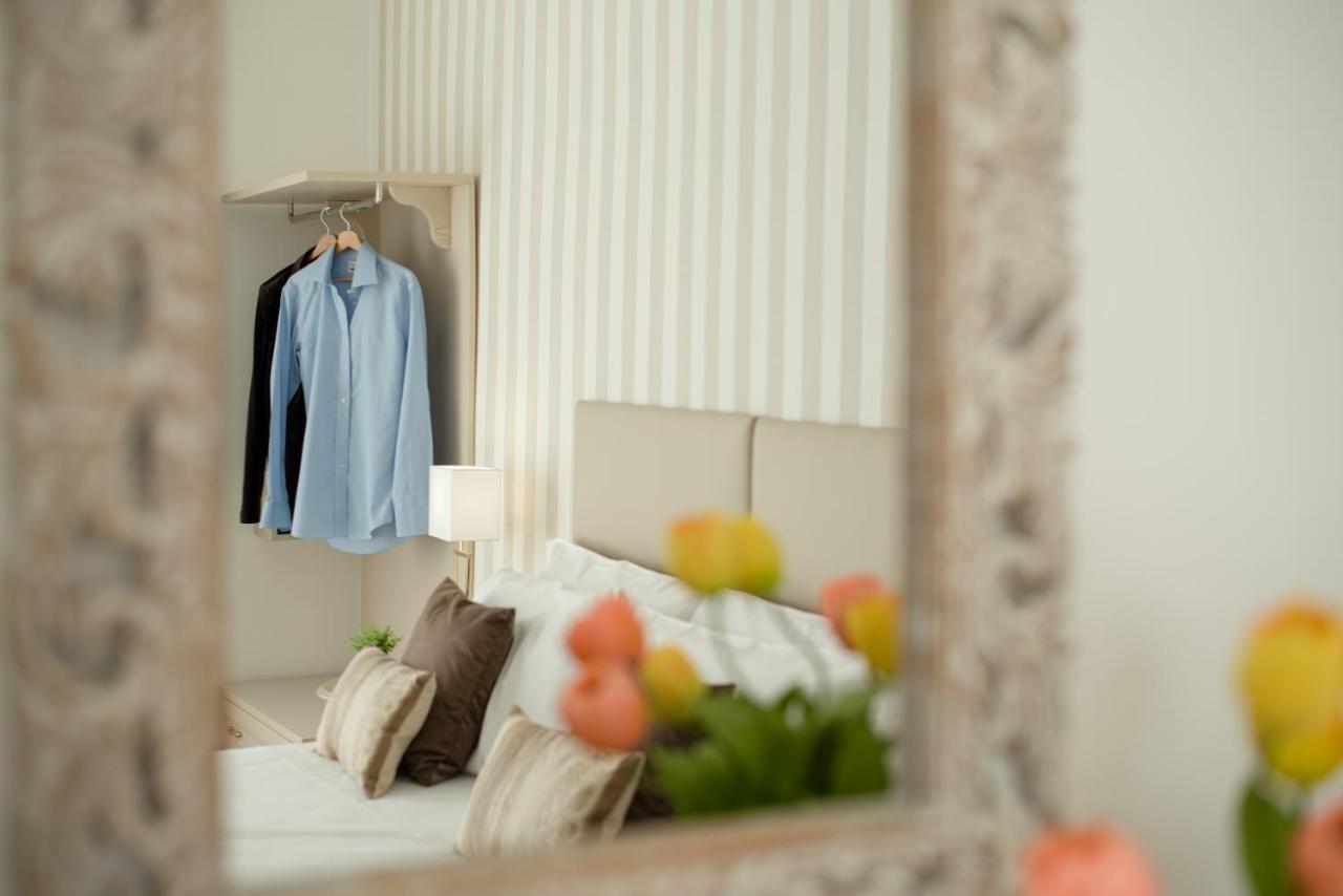 Porta Aragonese Luxury Rooms Palermo Eksteriør billede