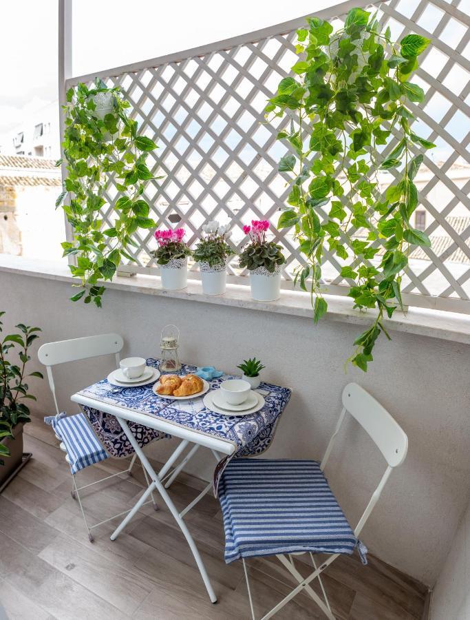 Porta Aragonese Luxury Rooms Palermo Eksteriør billede