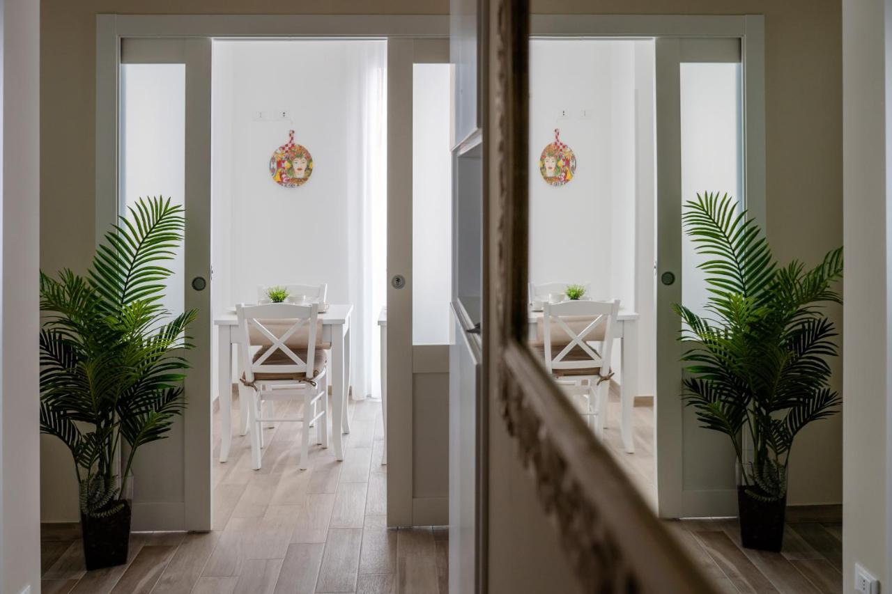 Porta Aragonese Luxury Rooms Palermo Eksteriør billede