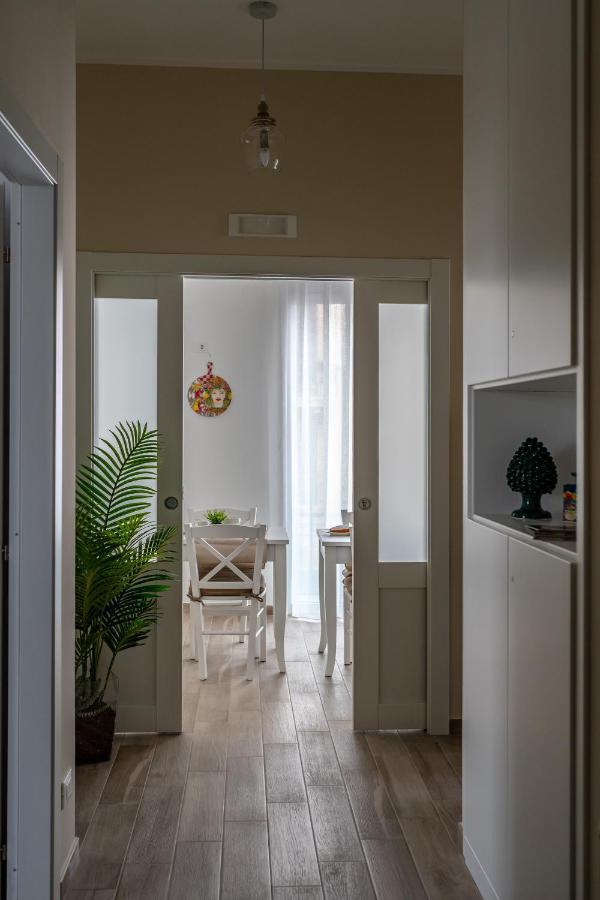 Porta Aragonese Luxury Rooms Palermo Eksteriør billede